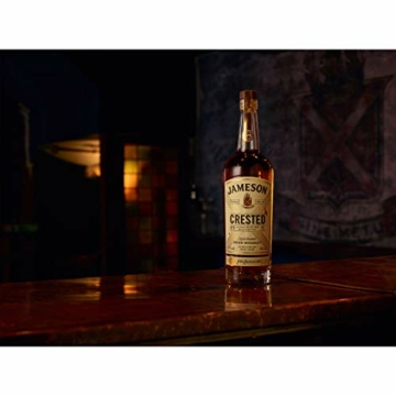 jameson-crested-ten-blended-irish-whisky-set-mit-tall-glas-whiskey-schnaps-spirituose-alkohol-flasche-40-700-ml-3
